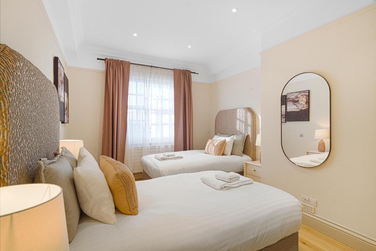 Spacious And Modern 4 Beds Home In Kensington 런던 외부 사진