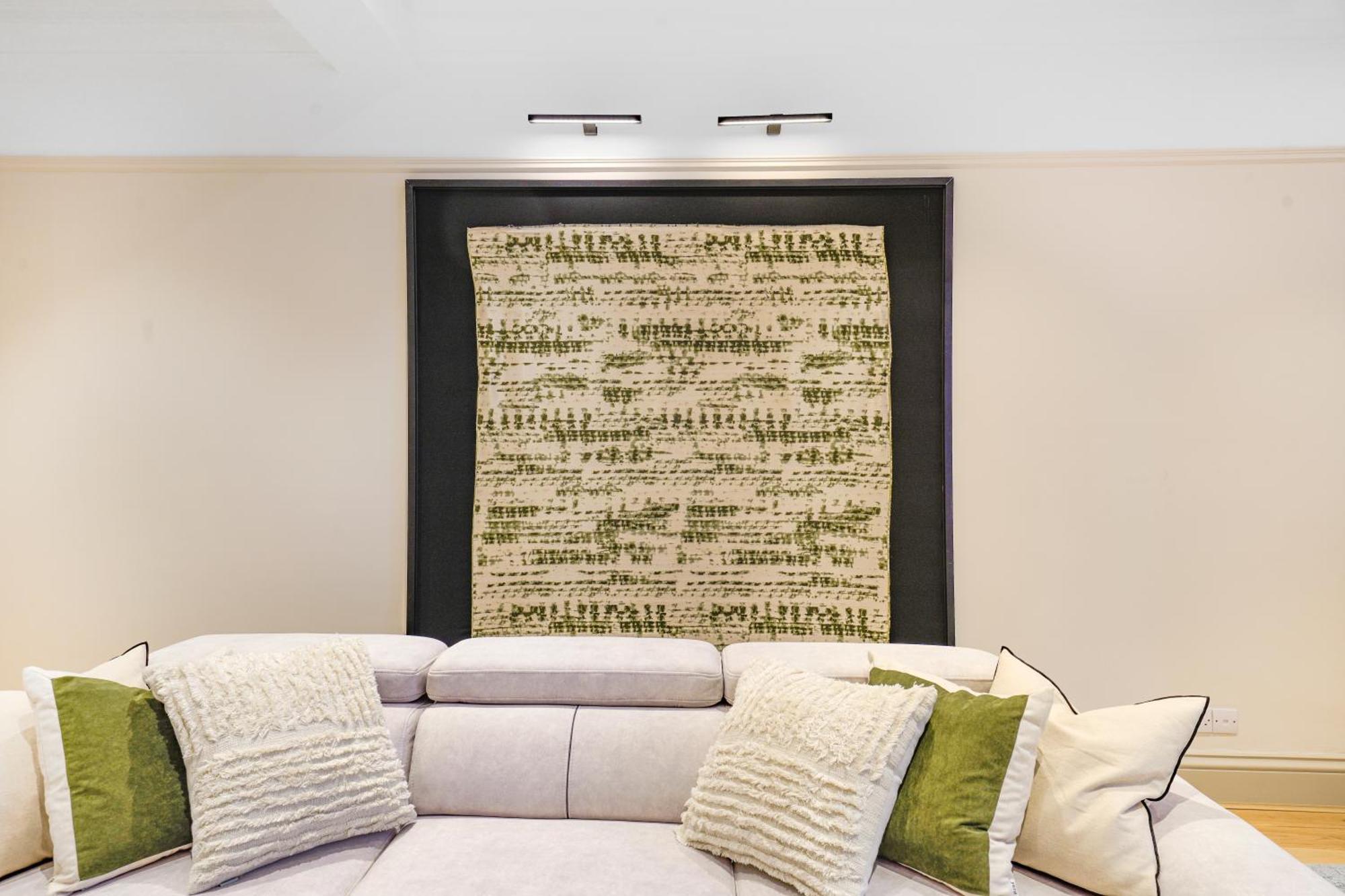 Spacious And Modern 4 Beds Home In Kensington 런던 외부 사진